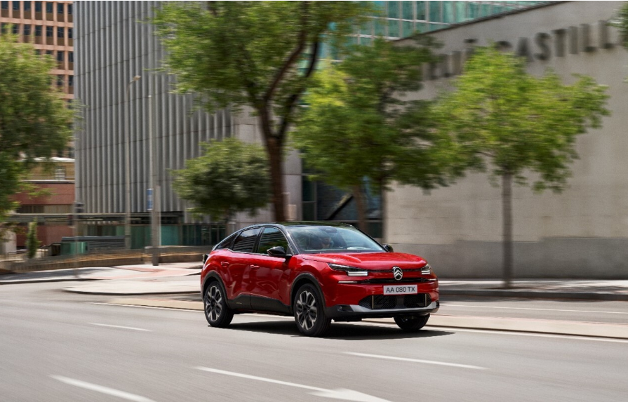 プレスリリース：シトロエンC4 MAX HYBRID エクステリアをアップデートした新仕様で発売