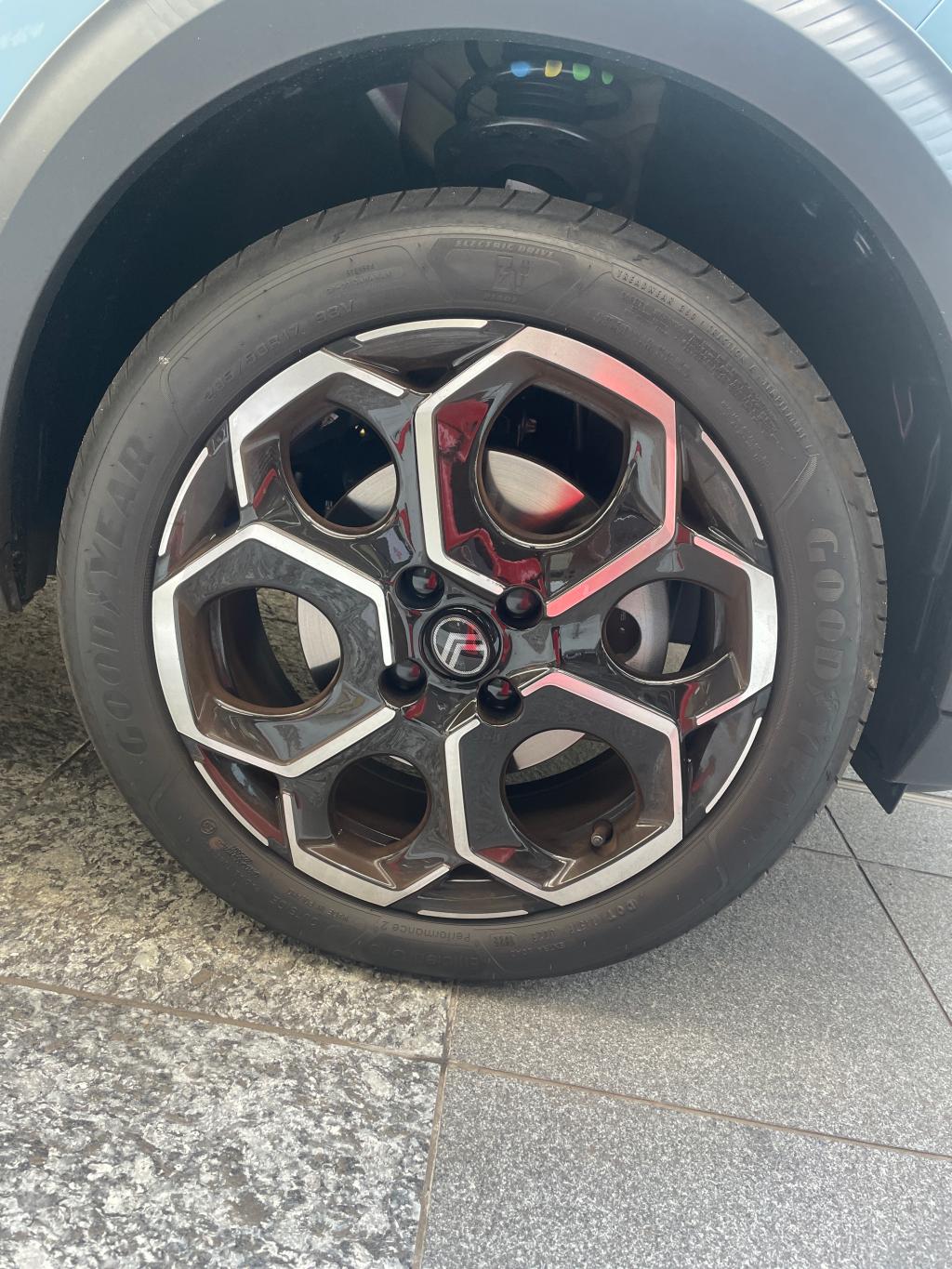 【C3 HYBRID】試乗車ございます♪