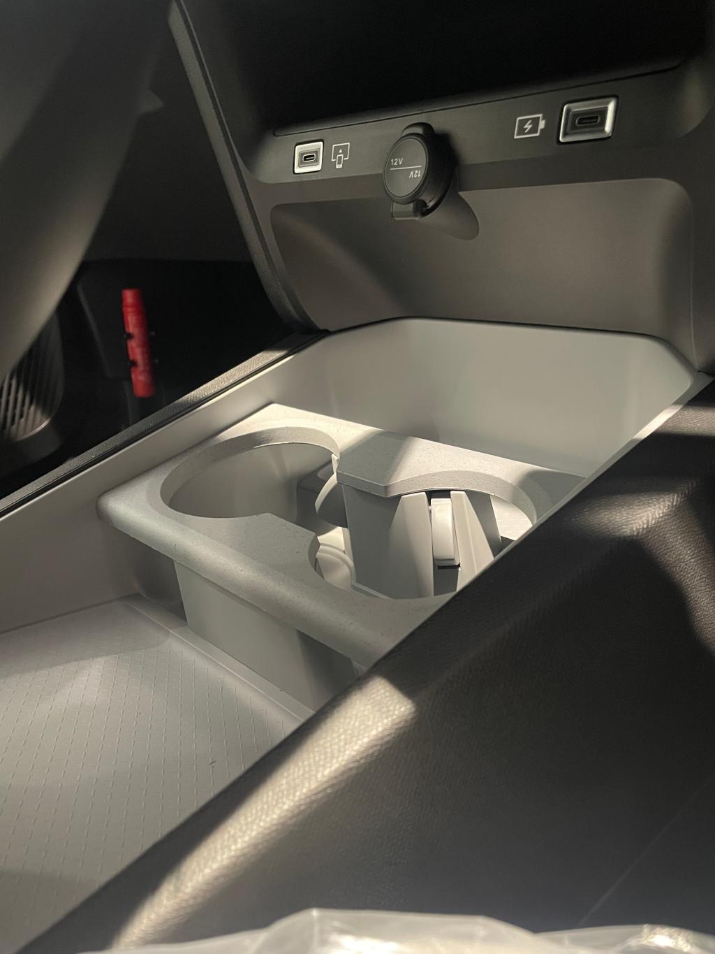 【13ショット】新型C5 AIRCROSSの内装を一気見❕